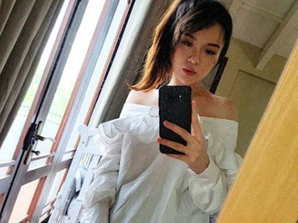 Chỉ một tháng sau khi sinh em bé, hotgirl Tú Linh đã lấy lại vóc dáng thon thả đáng mơ ước