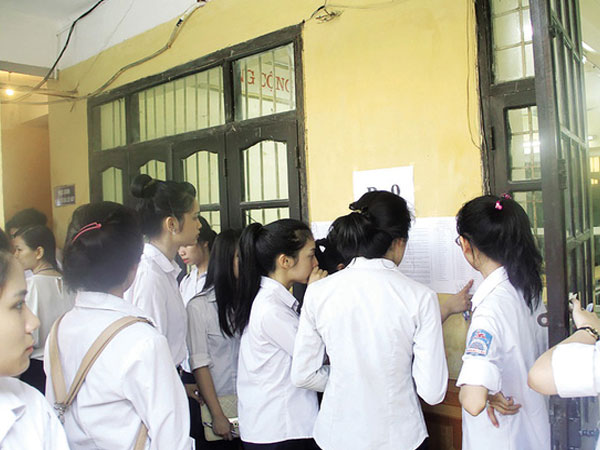 Đối phó với 'gian lận công nghệ cao' của sĩ tử kỳ thi THPT Quốc gia 2018 ra sao?