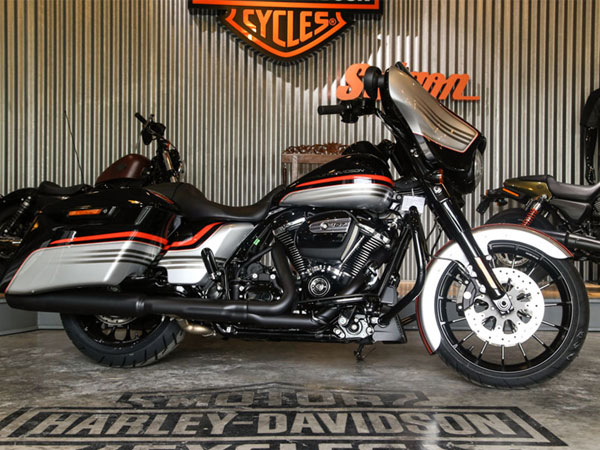 Harley-Davidson Street Glide Special 2018 độc nhất tại VN