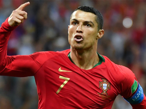 ‘Từ xuất sắc không đủ để diễn tả Cristiano Ronaldo’