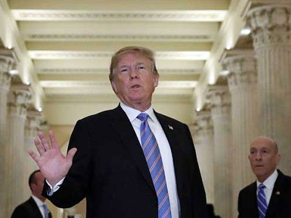 Mỹ truy lùng toàn cầu nữ thực tập sinh mắng ông Trump