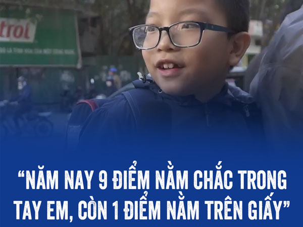 Chế ảnh học sinh ra khỏi phòng thi và phán như... đúng rồi