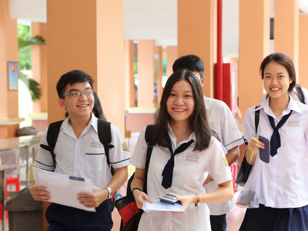Thí sinh thoải mái bước vào thi toán THPT quốc gia 2018