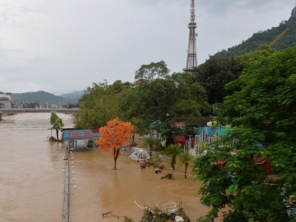 Chùm ảnh: Hà Giang còn ngổn ngang sau khi nước lũ rút