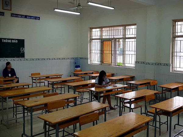 Một thí sinh ở Sài Gòn 'bao' cả trường thi, 70 giám thị được nghỉ