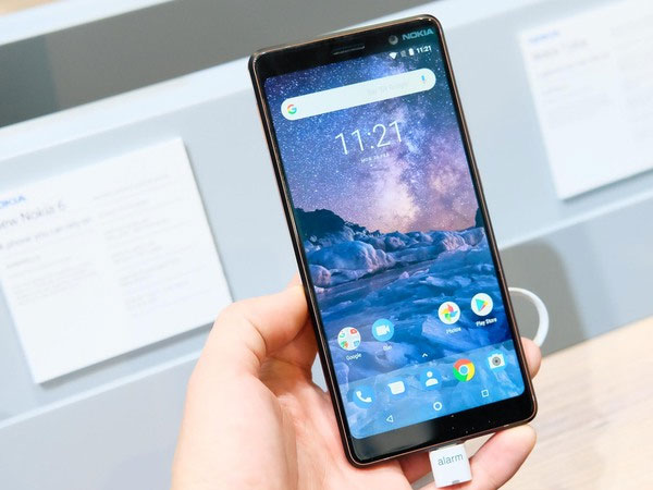 Loạt smartphone màn hình lớn giảm giá dịp World Cup