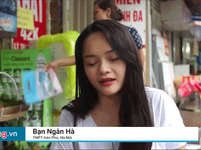 Video: 'Đề thi năm nay khó quá, em chắc sẽ đỗ... trường đời'