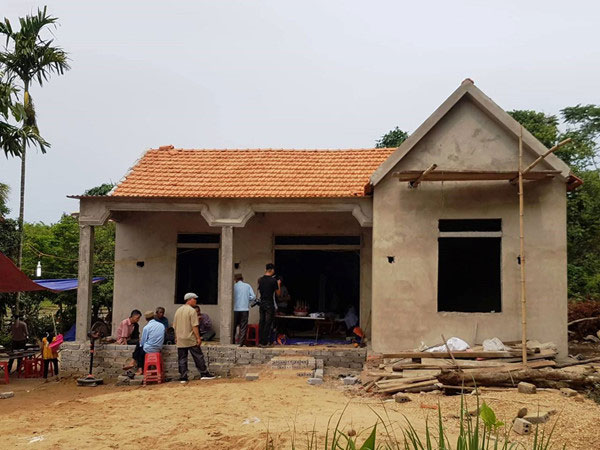 Đại tang ở xóm nghèo có 4 người bị điện giật