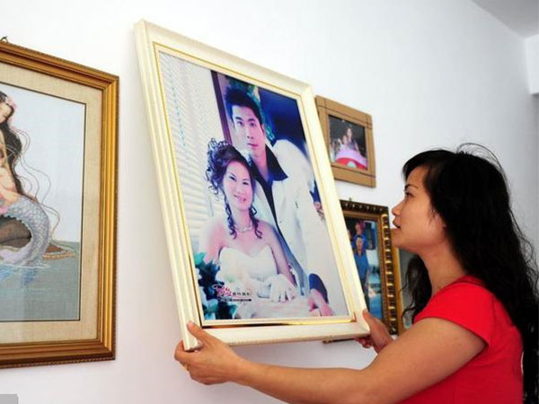 Làm dâu 1 mẹ chồng đã khổ, làm dâu 2 thế hệ như cô gái này còn tủi cực gấp mười