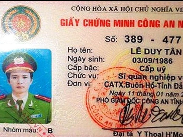Thượng úy Công an 'cắm' thẻ ngành vay hơn 300 triệu đồng rồi bỏ trốn