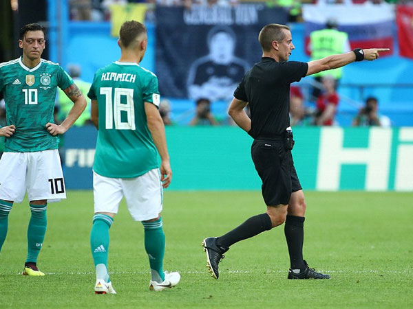 VAR đã biến ĐT Đức thành cựu vương World Cup như thế nào?