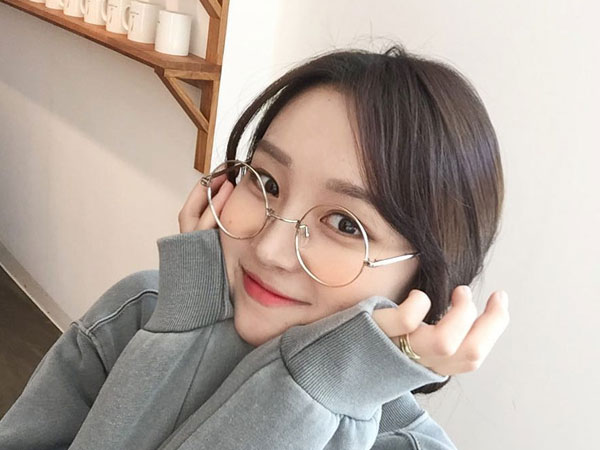 Lâu lắm mới gặp một cô bạn Hàn Quốc dễ thương kiểu tự nhiên như thế này!
