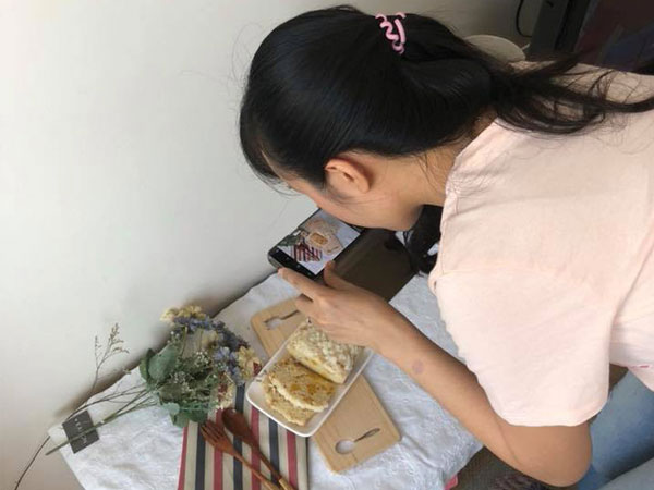 Hậu trường không như là mơ của những tấm ảnh sống ảo 'ngon mắt' trên MXH