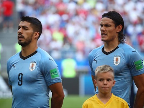Suarez - Cavani là bộ đôi ăn ý thứ ba ở World Cup trong nửa thế kỷ