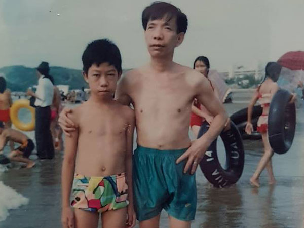 Bố, con trai và những bát phở giữa lòng Hà Nội xưa cũ - mẩu chuyện nhỏ đầy hoài niệm mà ta sẽ thấy mình trong đó