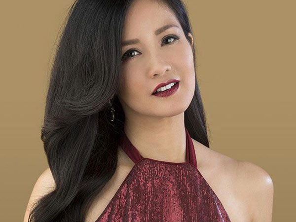 Diva Hồng Nhung: 'Hạnh phúc không phải là chiếc áo vạn năng, ai mặc cũng vừa'