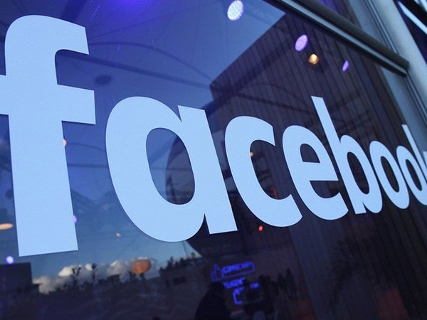 Facebook nói gì về vụ hiển thị bản đồ Hoàng Sa và Trường Sa của Trung Quốc?
