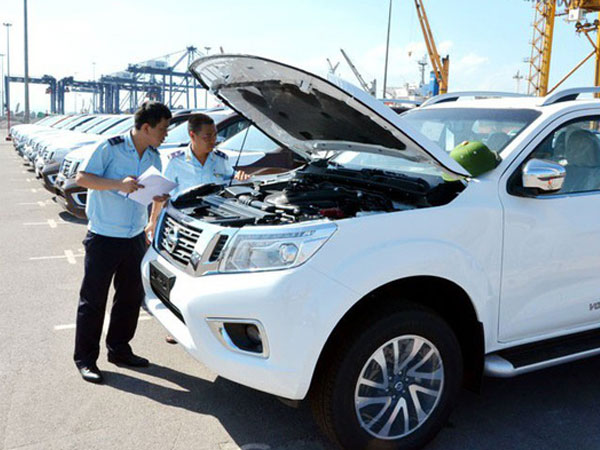 Ô tô nhập khẩu giảm gần 4 lần, xe Thái Lan dồn dập 'đổ bộ' về Việt Nam