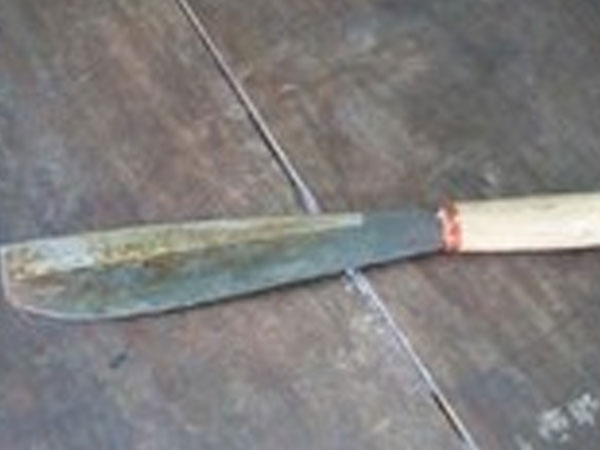Chém hàng xóm vì mâu thuẫn vặt