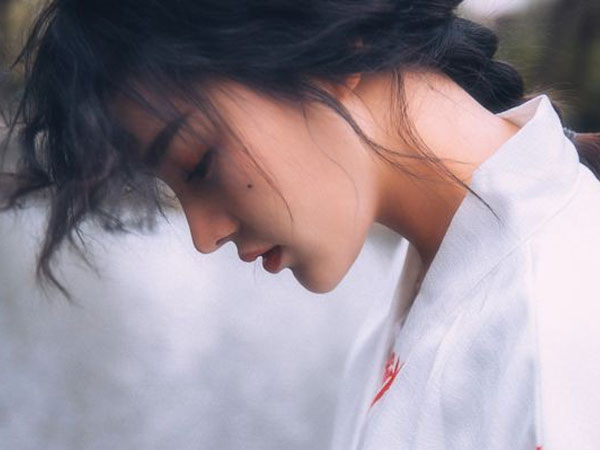 Đàn bà yêu đúng người thì không cần thay đổi cũng không sợ bị phụ tình