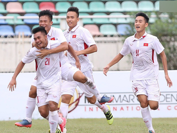 'Đè bẹp' U19 Philippines, U19 Việt Nam sáng cửa vào bán kết giải Đông Nam Á