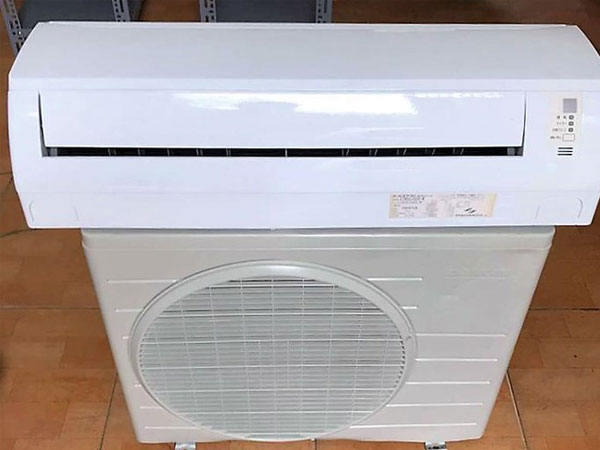 Nắng nóng kỷ lục: Dân buôn lãi đậm nhờ bán điều hòa hàng bãi