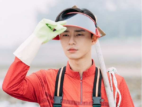 Thư ký Kim sao thế: 'Phó chủ tịch' Park Seo Joon biến hình thành nông dân khiến fan choáng váng
