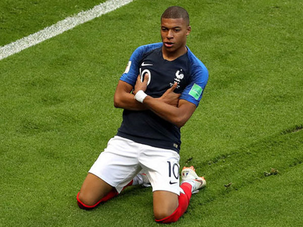 Đội hình tiêu biểu vòng 1/8 World Cup