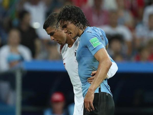 Mất 'đại pháo' Cavani, Uruguay bấn loạn trước cuộc đấu Pháp