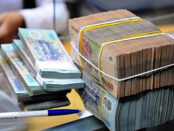 Ngân hàng dè dặt vì 'chiếc áo' tín dụng 'chật chội'