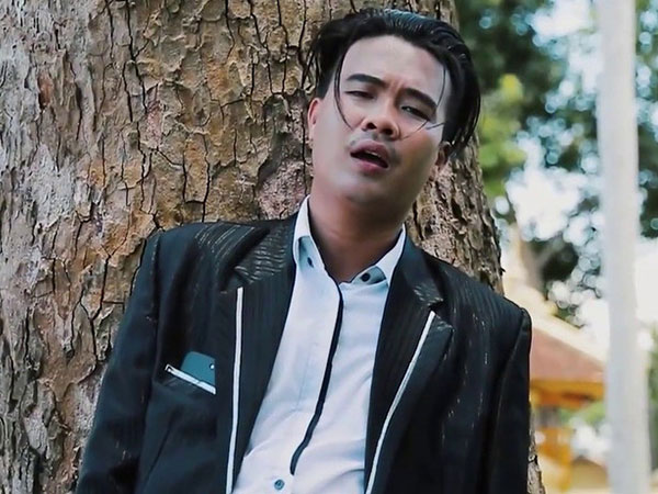 Trước Mr. Cần Trô, chàng trai nào bỗng dưng nổi tiếng sau một đêm?