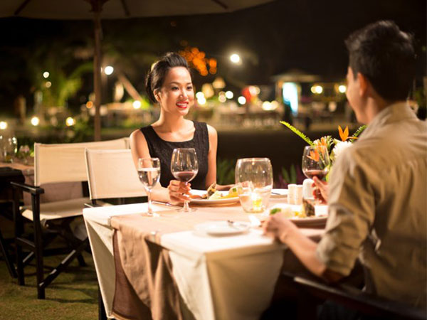 Câu chuyện muôn thuở: Mang bao nhiêu tiền đi chơi với bạn gái thì đủ?
