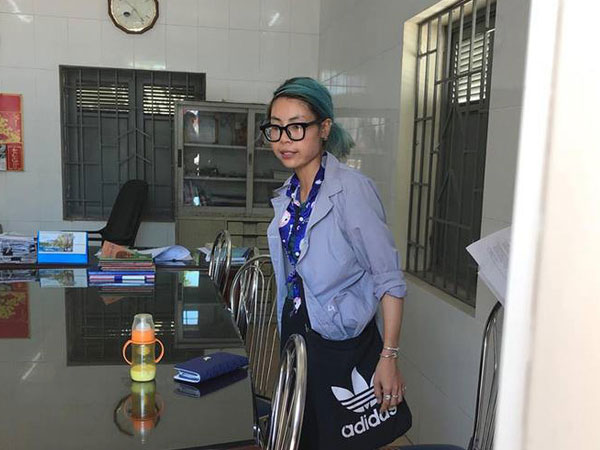 'Hotgirl' Bella cùng con trai đã được người thân đưa vào bệnh viện tâm thần