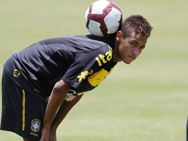 Neymar kiếm và tiêu tiền thế nào