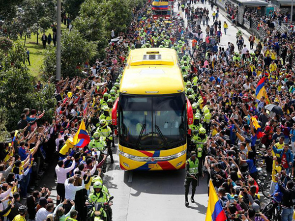 Sau những lời đe dọa 'chết chóc', dàn sao Colombia nhận điều không tưởng khi hồi hương
