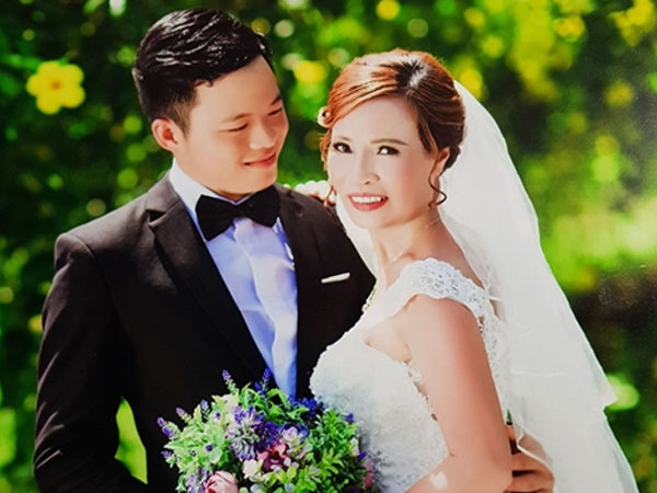 Bất ngờ cô dâu 61 tuổi lấy chú rể 26 tuổi làm đơn tố cáo Phòng Tư pháp