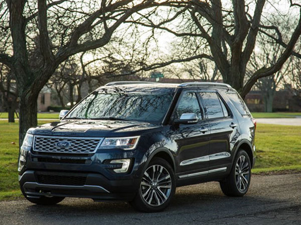 Ford Explorer bị triệu hồi vì rò rỉ khí độc carbon monoxide