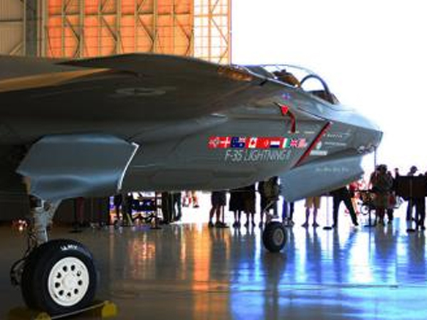 Ý dự tính hủy hợp đồng mua F-35 của Mỹ