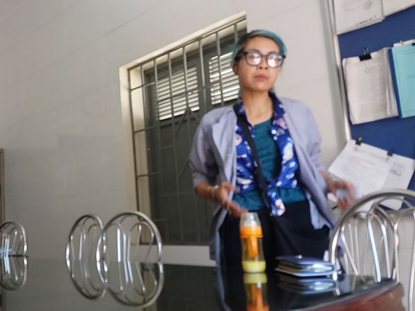Bella chính thức nhập Bệnh viện Tâm thần, bác sĩ nói: Bella bị hoang tưởng, ảo giác nặng