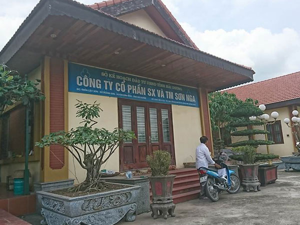 'Biệt phủ' án ngữ đê sông Kinh Thầy: Huyện Kinh Môn đã cho thuê đất?
