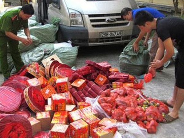 Pháo tiêu hủy nổ trong trụ sở công an: Các nạn nhân bị bỏng nhẹ