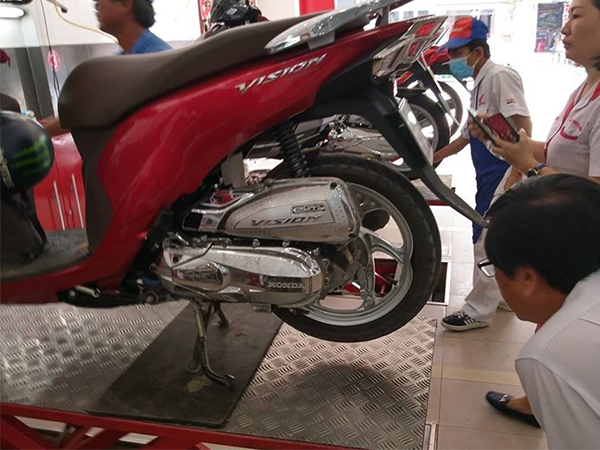 Honda Việt Nam đối mặt vụ kiện vì không bảo hành xe