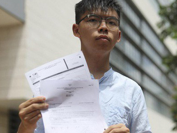Hồng Kông: Joshua Wong tố bị thẩm vấn khi 'không mảnh vải che thân'