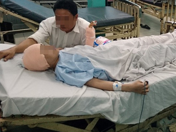 Vết thương khủng khiếp của 2 người phụ nữ bị gã cuồng yêu nã súng