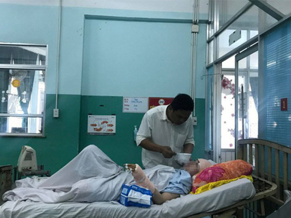 Vụ nổ súng vào người yêu cũ ở Sài Gòn: Nạn nhân nhiều lần bị dọa giết