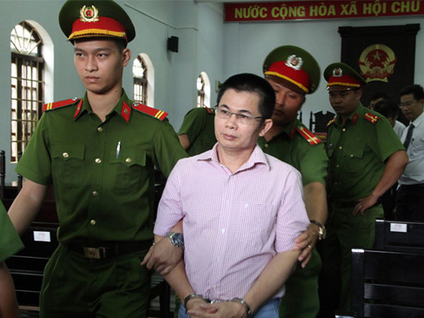 Y án hơn 4 năm tù đối với người gài bẫy 'hối lộ' để tố tiêu cực