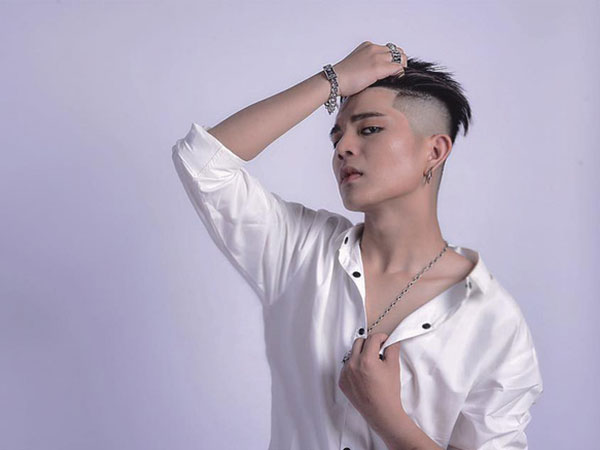 Bị chê trang điểm quá đậm, Quang Anh (The Voice Kids) khẳng định bản thân là 'đàn ông đích thực'