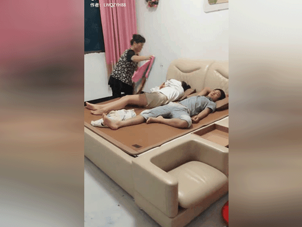 Đoạn clip ngắn 'đắp chăn cho con dâu' khiến 500 chị em được truyền thêm động lực để sống chung với mẹ chồng