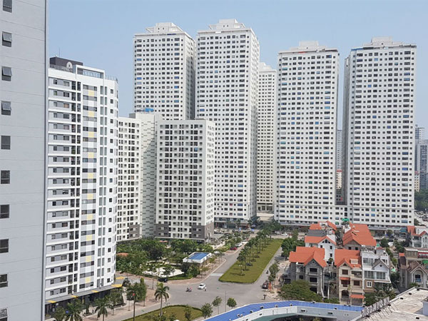 Giá nhà đất giảm mạnh: Dân Hà Nội không dám mua đi, bán lại