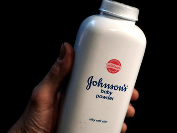Johnson & Johnson phải bồi thường gần 4,7 tỉ USD vì phấn rôm gây ung thư